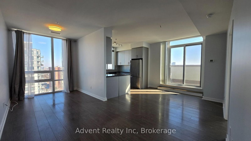 home for lease on 2003-185 Bonis Avenue