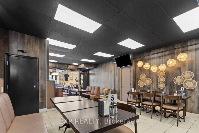 977 O'Connor Dr, Toronto, M4B 2T1 | Image 3