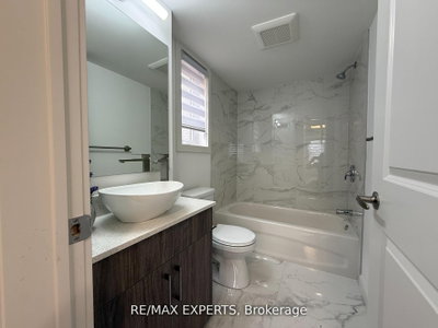 45 Connaught Avenue • #104 • Toronto, ON