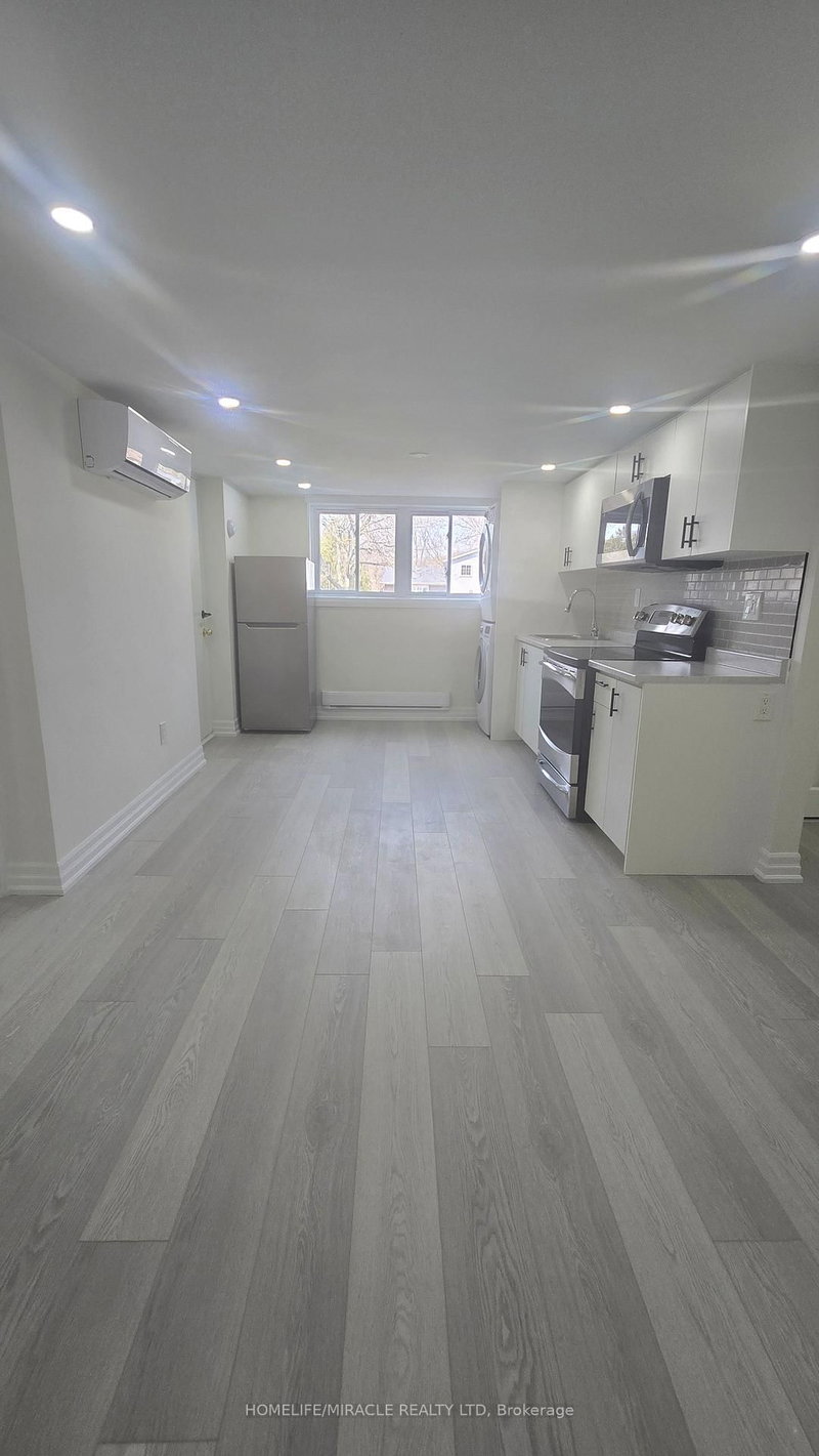 1195 Augusta Crt, Oshawa, L1H 7S9 | Image 2