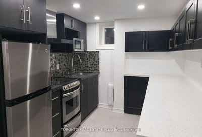 Lower - 88 Harris Ave | Toronto | Image