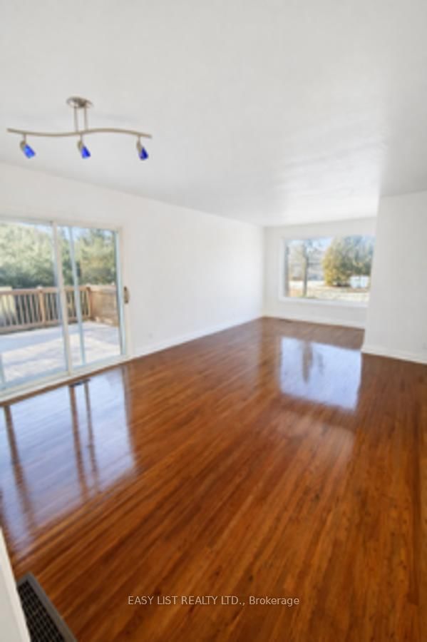 1003 Wardman Crescent - Photo 4