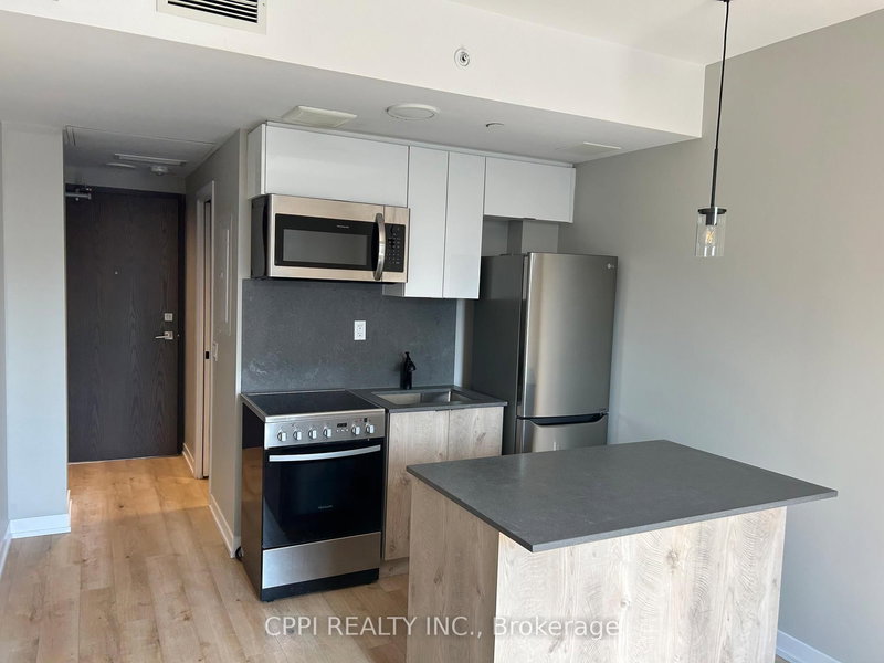 219 - 70 King St E, Oshawa, L1H 0A2 | Image 3