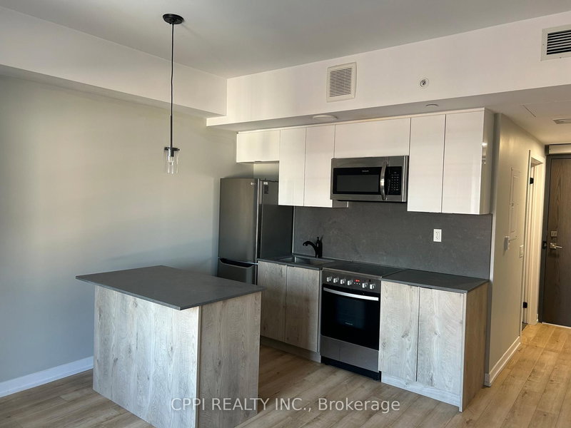 402 - 70 King St E, Oshawa, L1H 0A2 | Image 3