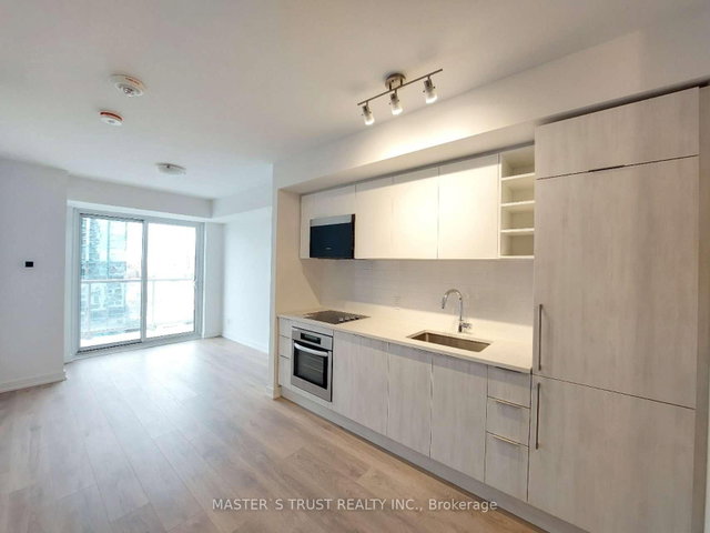 1119 - 2031 Kennedy Road