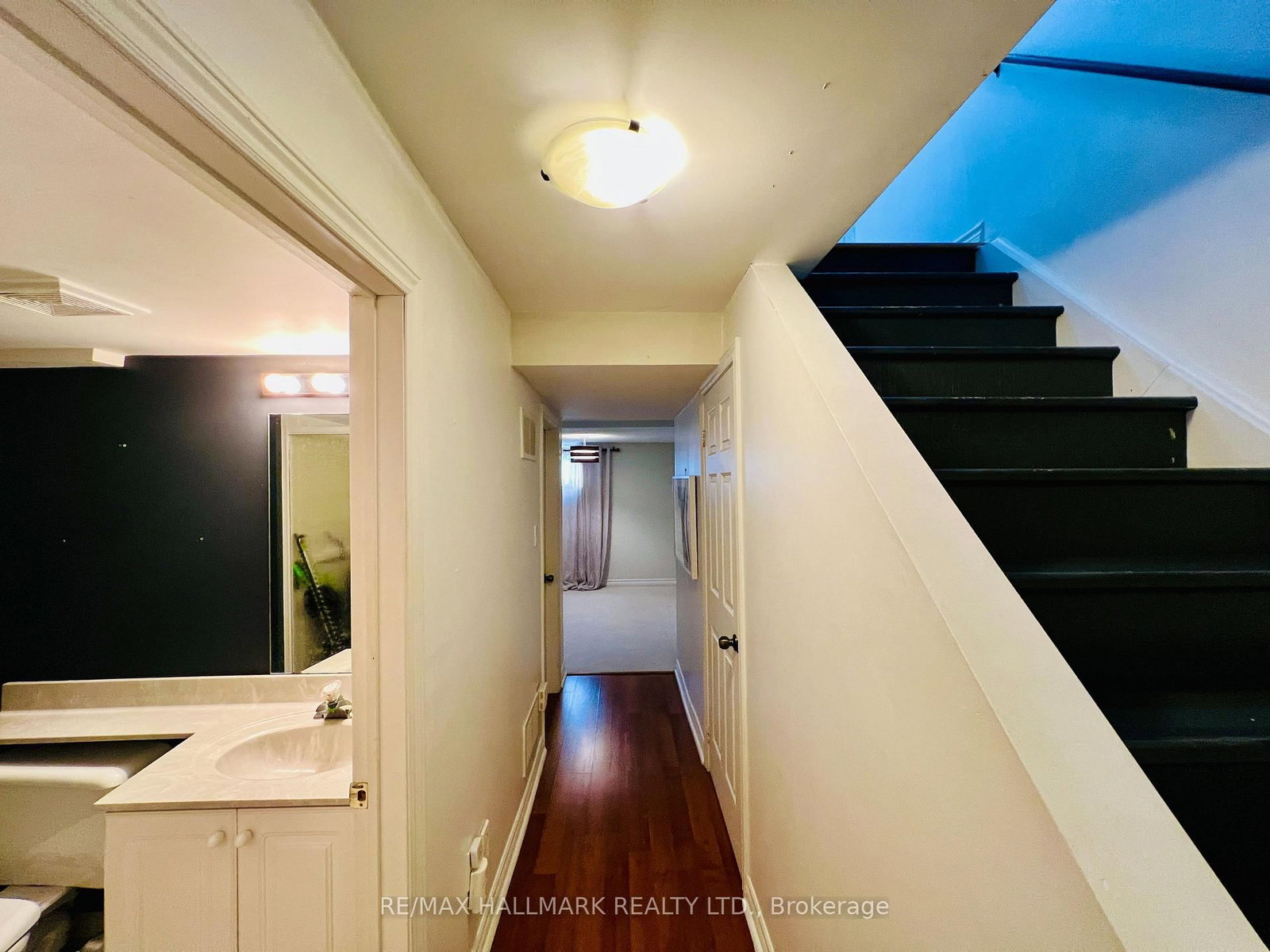 38 Norwood Terrace, Unit Lower - Photo 11