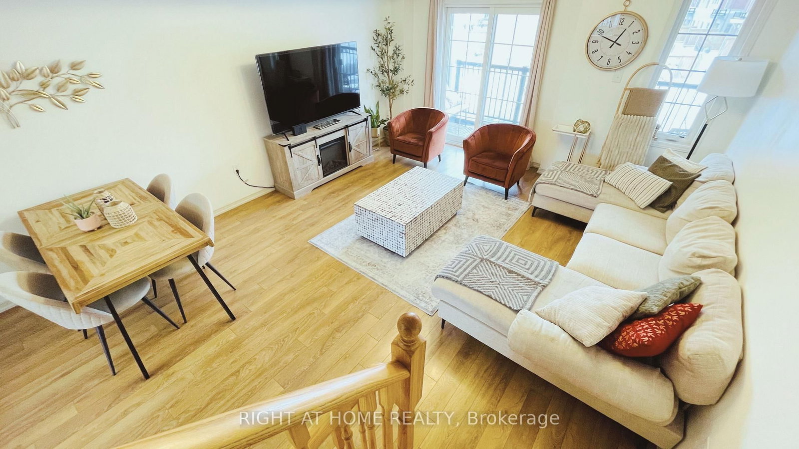 Townhouse for sale at 2372 Chevron Prince Path, Oshawa, Ontario, L1L 0K9 - Windfields - MLS: E12885524