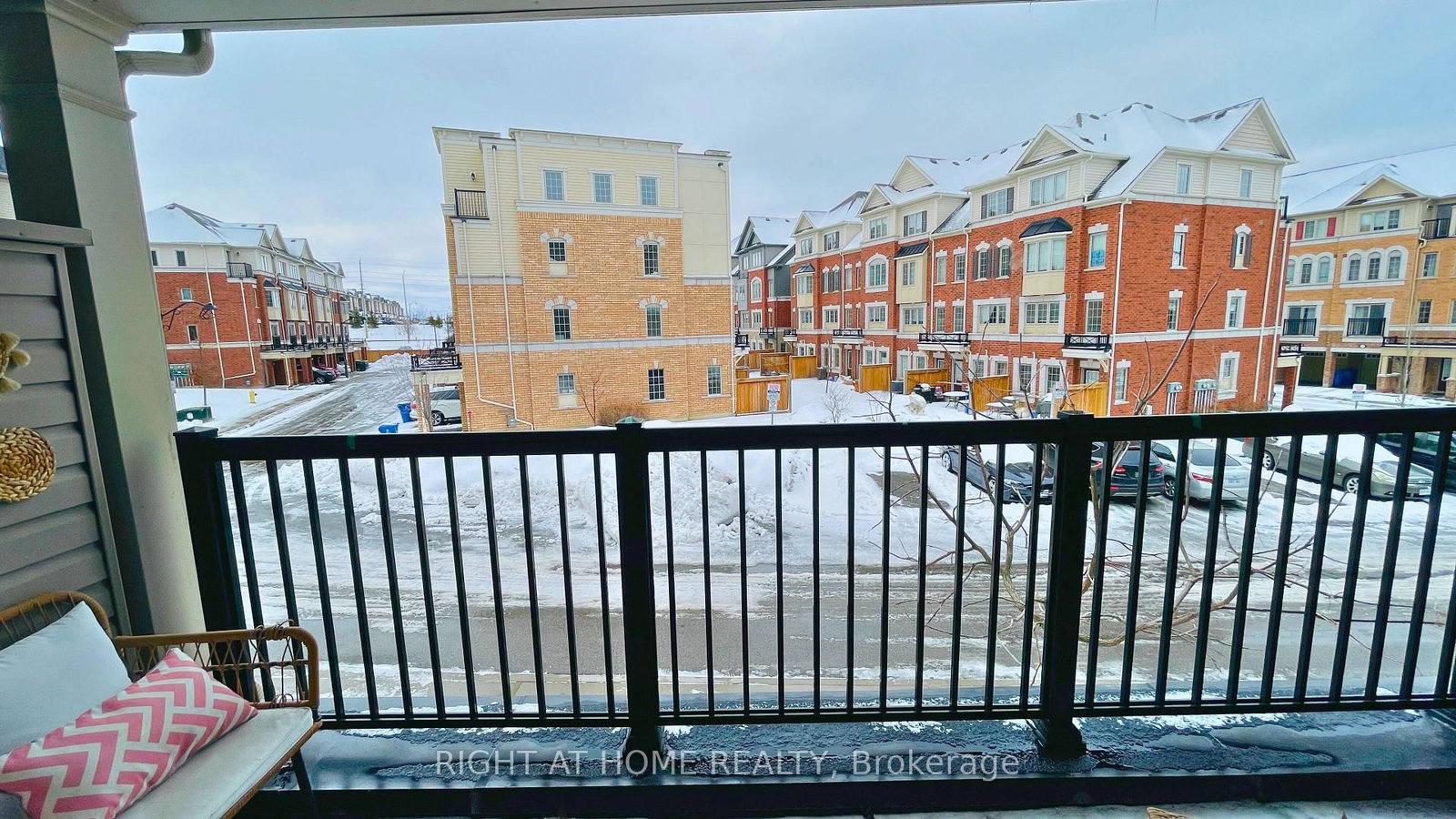 Townhouse for sale at 2372 Chevron Prince Path, Oshawa, Ontario, L1L 0K9 - Windfields - MLS: E12885524