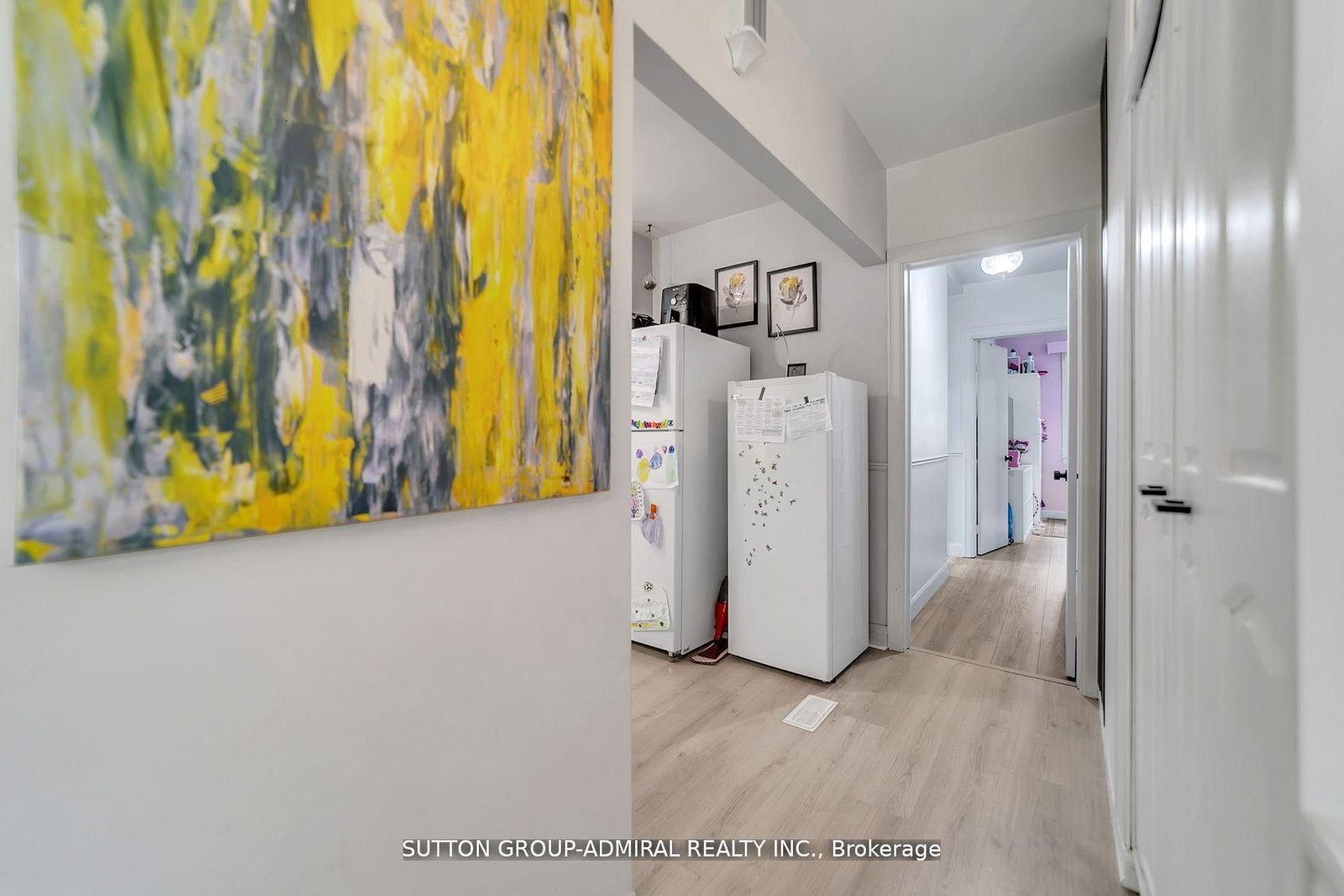 Detached House for sale at 212 St. Peter Street, Whitby, Ontario, L1N 1J3 - Downtown Whitby - MLS: E12885812