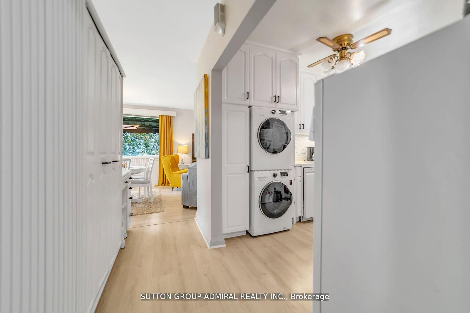 Detached House for sale at 212 St. Peter Street, Whitby, Ontario, L1N 1J3 - Downtown Whitby - MLS: E12885812