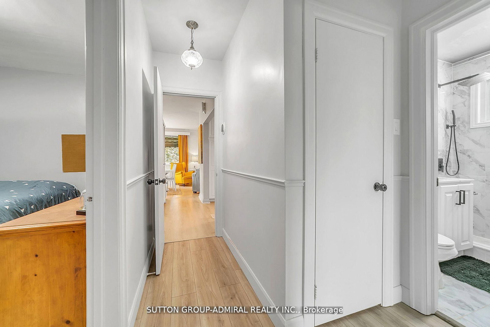 Detached House for sale at 212 St. Peter Street, Whitby, Ontario, L1N 1J3 - Downtown Whitby - MLS: E12885812