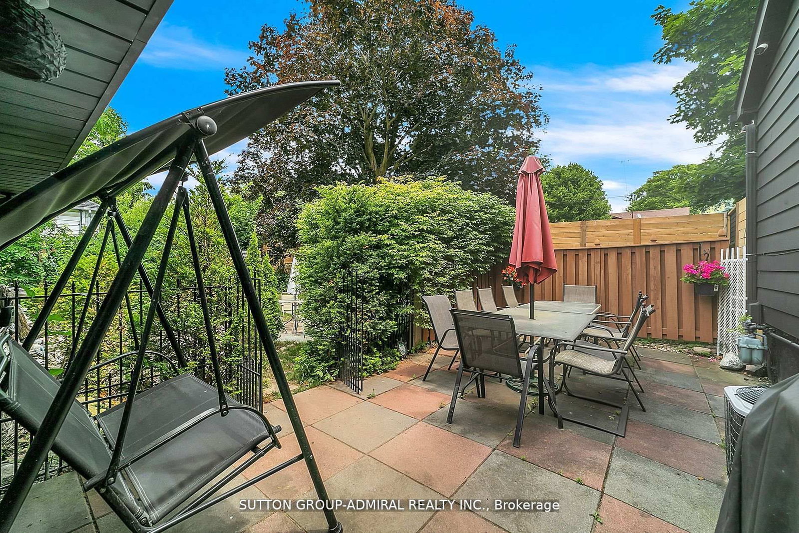 Detached House for sale at 212 St. Peter Street, Whitby, Ontario, L1N 1J3 - Downtown Whitby - MLS: E12885812