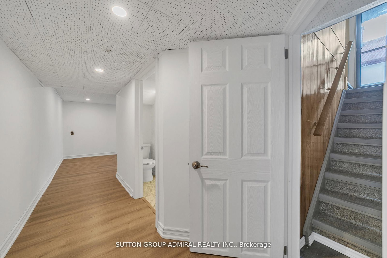 Detached House for sale at 212 St. Peter Street, Whitby, Ontario, L1N 1J3 - Downtown Whitby - MLS: E12885812