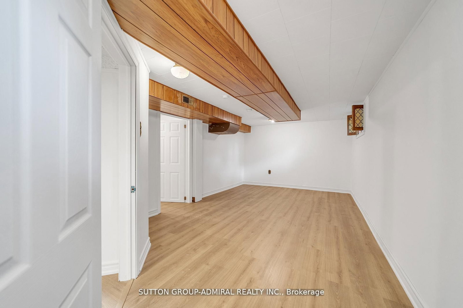 Detached House for sale at 212 St. Peter Street, Whitby, Ontario, L1N 1J3 - Downtown Whitby - MLS: E12885812