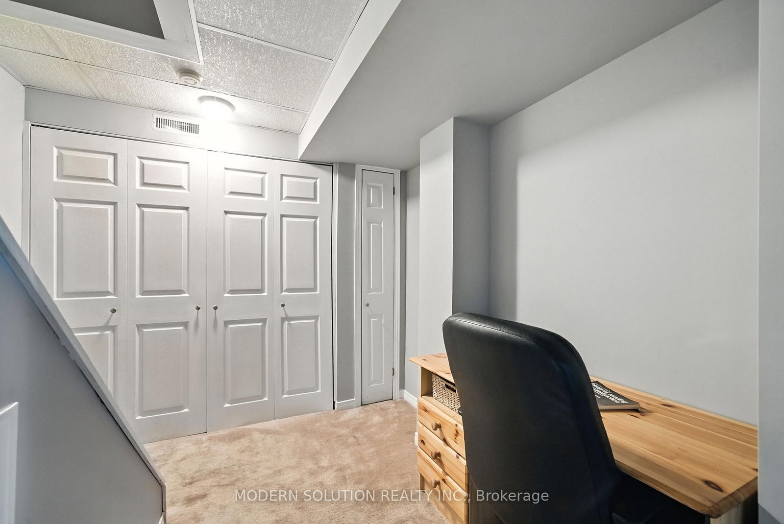 Townhouse for sale at 99 Creekwood Crescent, Whitby, Ontario, L1R 2K1 - Rolling Acres - MLS: E12886518