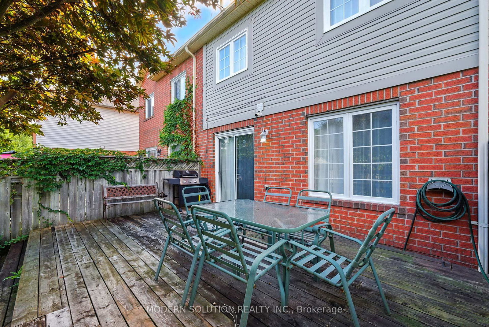 Townhouse for sale at 99 Creekwood Crescent, Whitby, Ontario, L1R 2K1 - Rolling Acres - MLS: E12886518