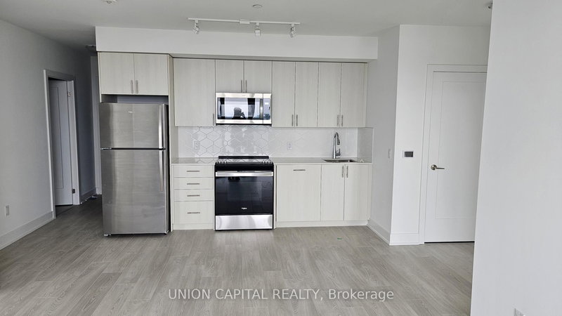 1906 - 2545 Simcoe St N, Oshawa, L1L 0W3 | Image 2