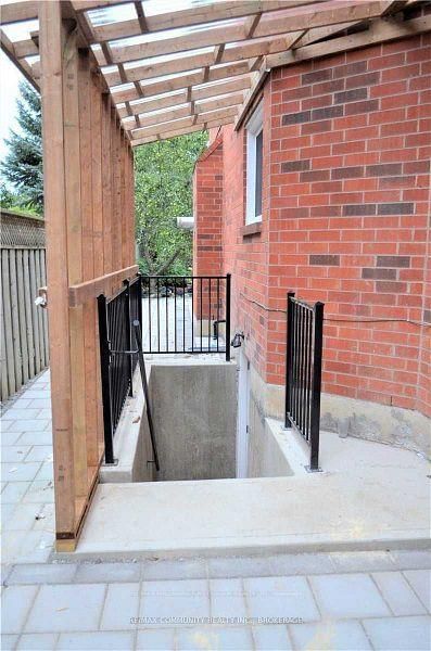 Bsmt - 46 Welsh St | Ajax | Image