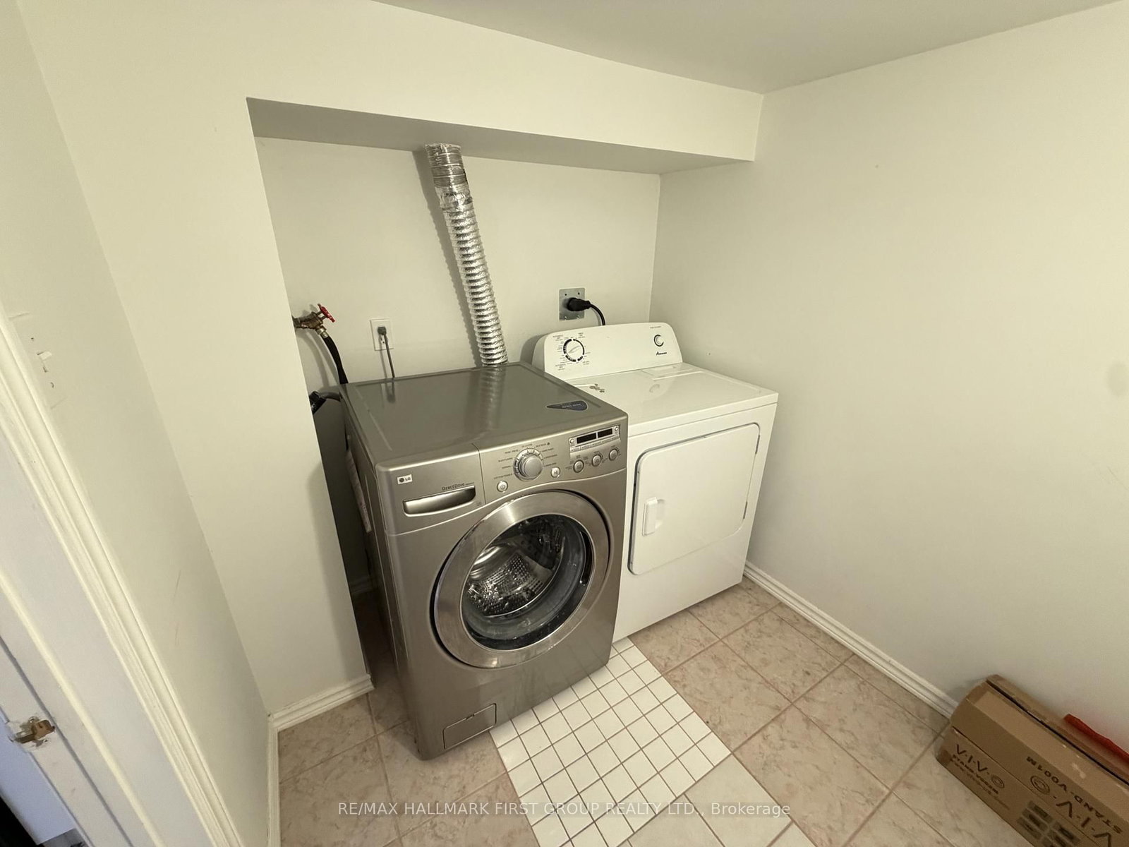 46 Welsh Street, Unit Bsmt - Photo 11