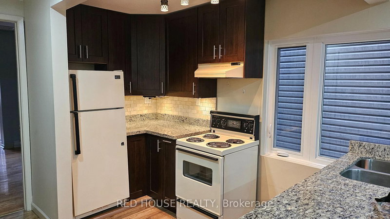 Main - 37 Connaught Ave, Toronto, M4L 2V8 | Image 2