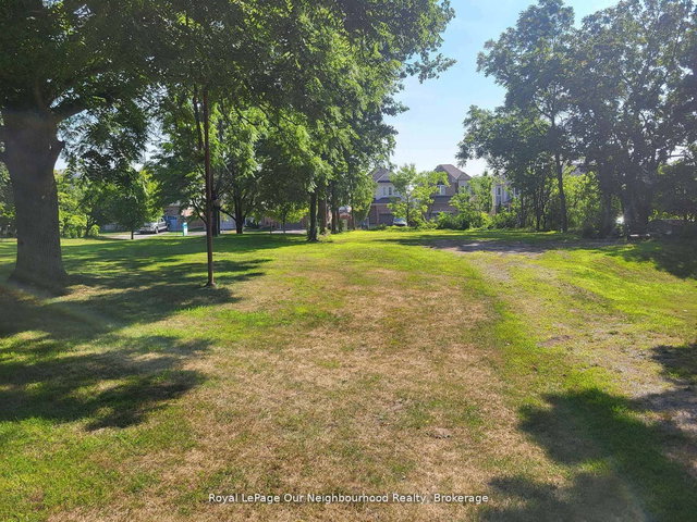 221A Liberty Street N