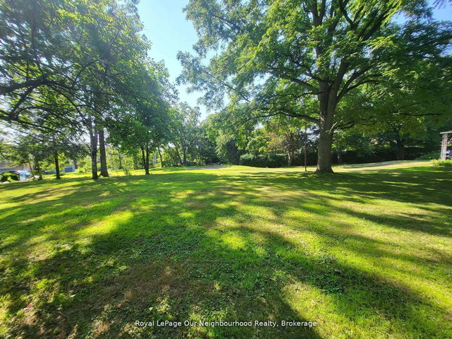 221A Liberty Street N