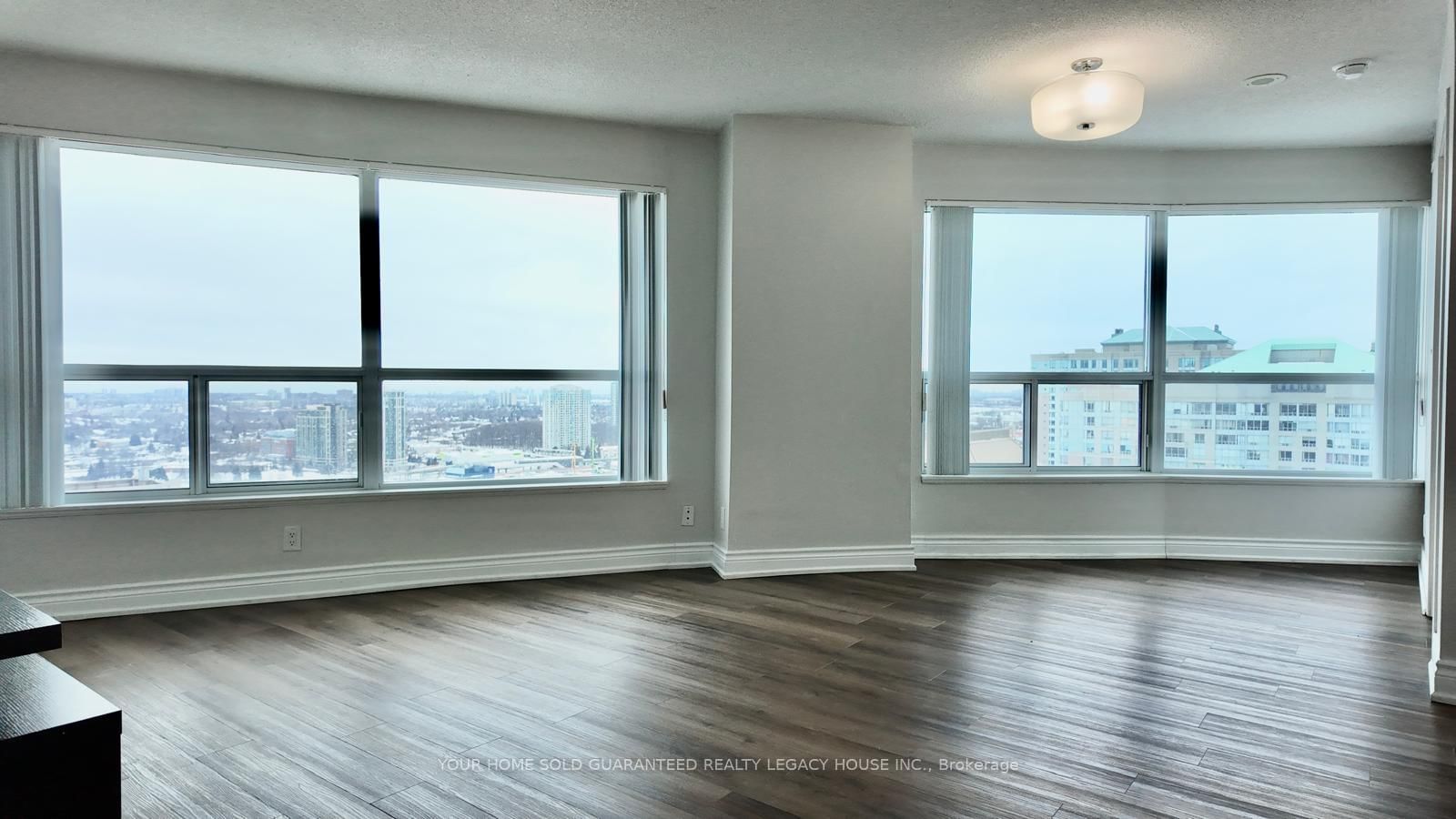 Condo for lease at 3310-36 Lee Centre Drive, Toronto, Ontario, M1H 3K2 - Woburn - MLS: E12889368