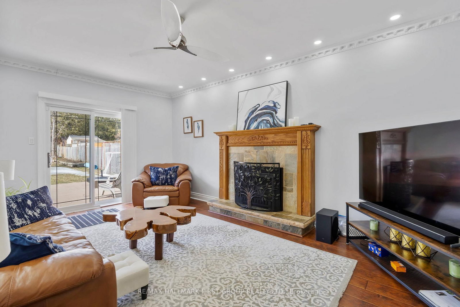 Detached House for sale at 1994 FAIRPORT Road, Pickering, Ontario, L1V 1T6 - Dunbarton - MLS: E12890598