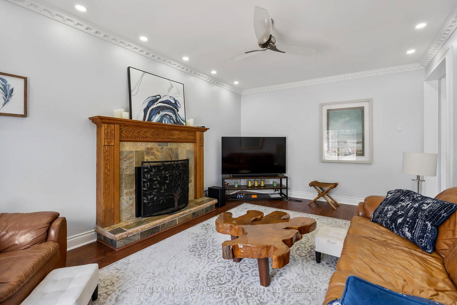 Detached House for sale at 1994 FAIRPORT Road, Pickering, Ontario, L1V 1T6 - Dunbarton - MLS: E12890598