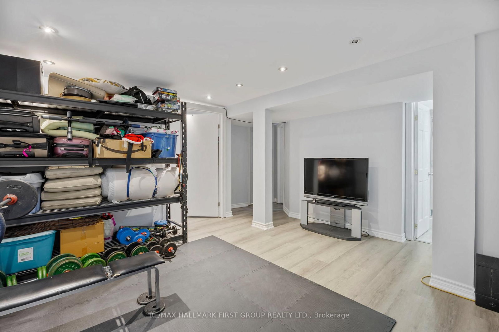 Detached House for sale at 1994 FAIRPORT Road, Pickering, Ontario, L1V 1T6 - Dunbarton - MLS: E12890598