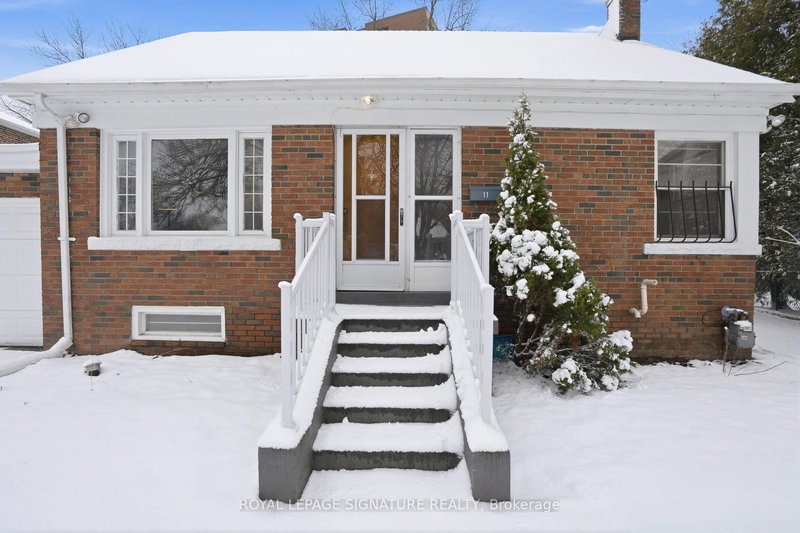 11 Innisdale Dr, Toronto, M1R 1C4 | Image 2