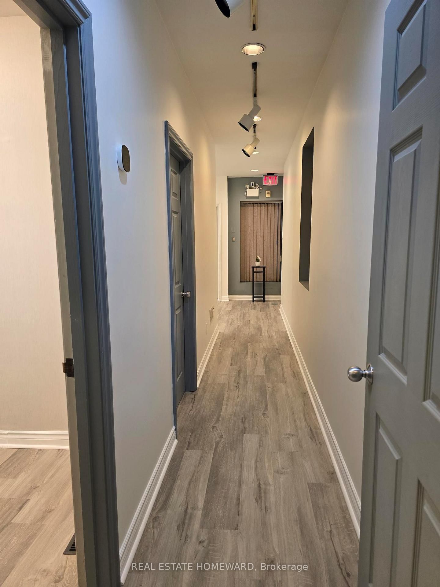 253 Danforth Avenue, Unit 100B - Photo 4