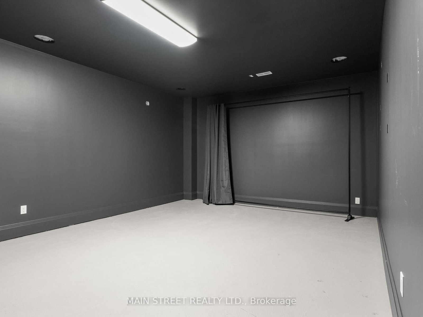 21 Dexshire Drive - Photo 36