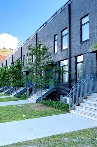 Townhouse leased at 10-3-1720 Simcoe Street, Oshawa, Ontario, L1G 4X9 - Samac - MLS: E12891780