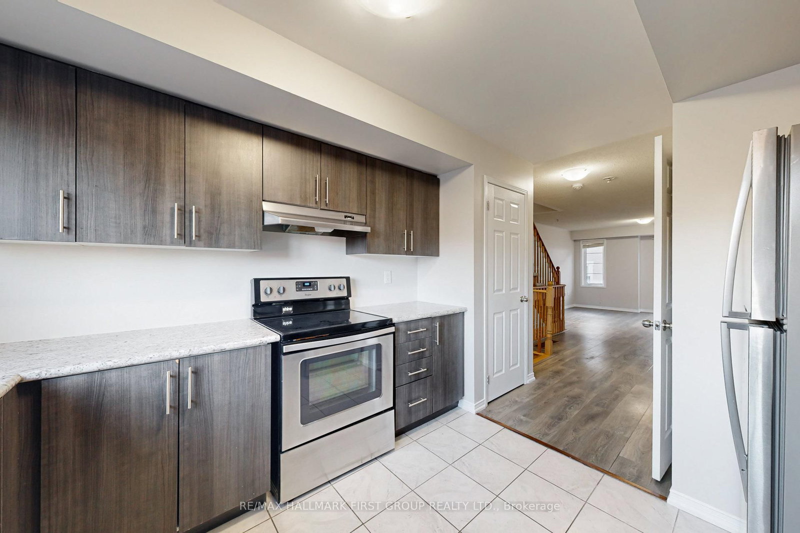 Townhouse for sale at 2532 Bromus Path, Oshawa, Ontario, L1L 0K7 - Windfields - MLS: E12891830