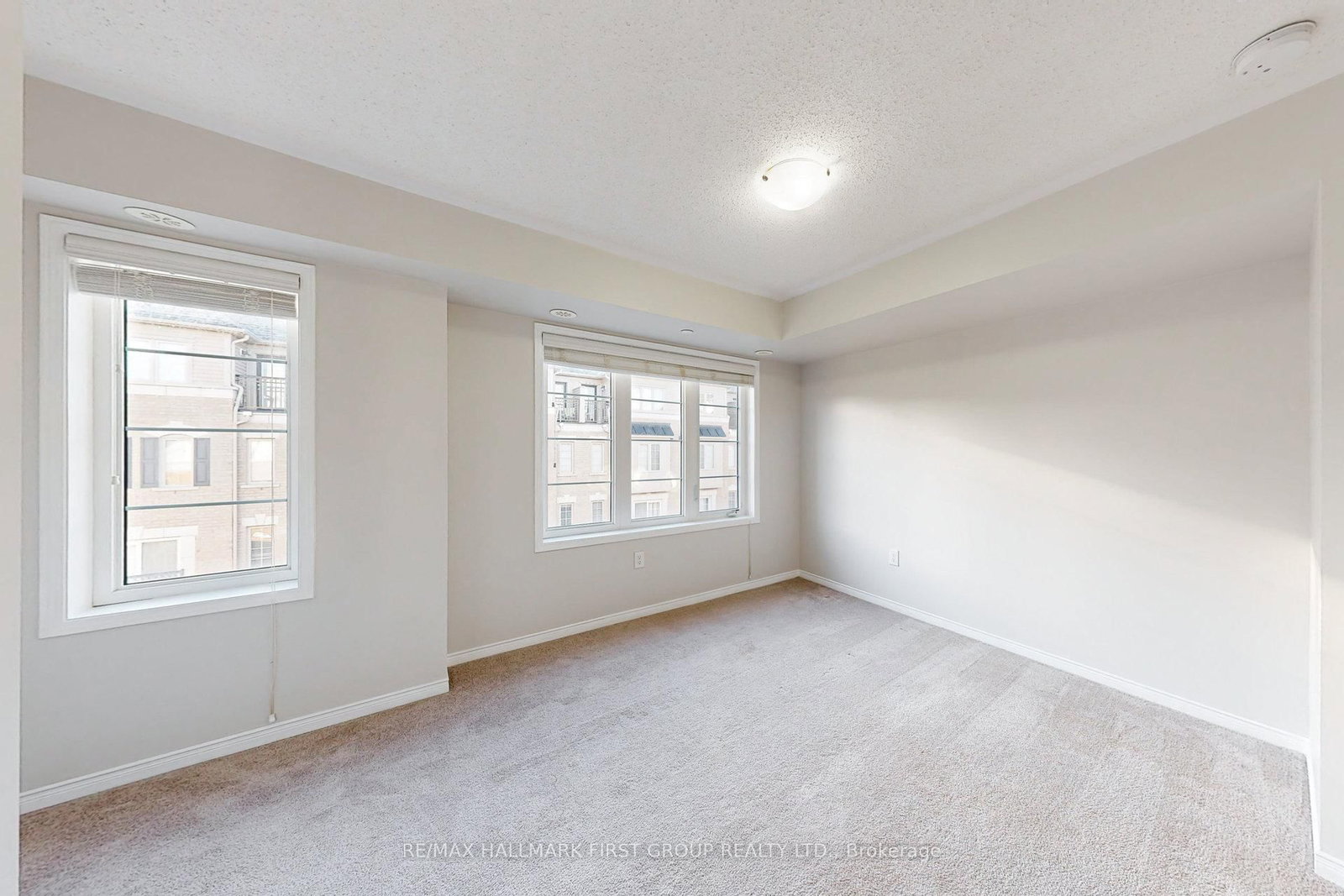 Townhouse for sale at 2532 Bromus Path, Oshawa, Ontario, L1L 0K7 - Windfields - MLS: E12891830