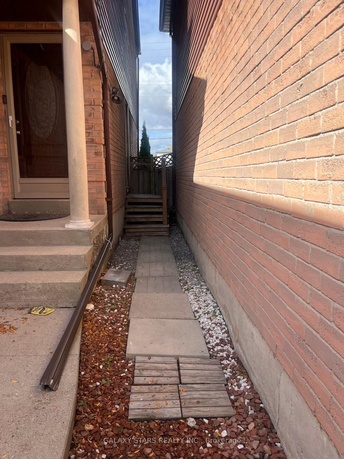 1411 Anton Square, Unit Bsmnt - Photo 12