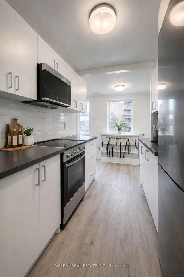 109 - 111 Cosburn Avenue