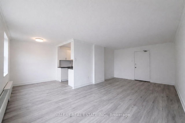 109 - 111 Cosburn Avenue