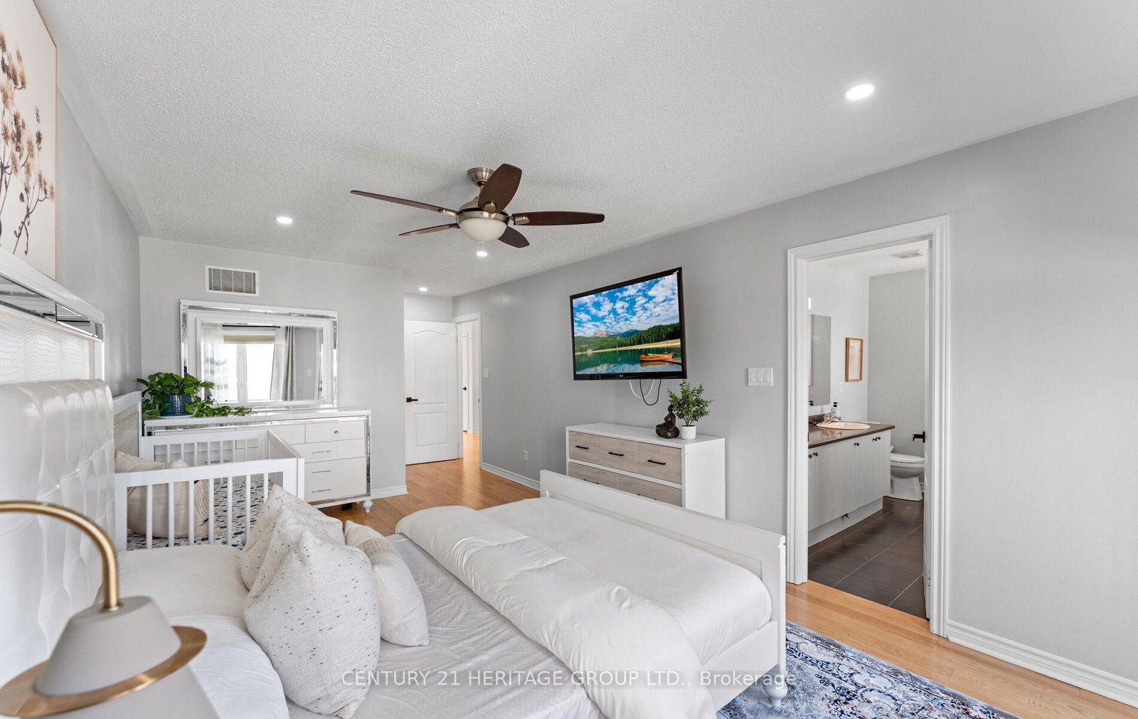 Detached House for sale at 1548 Winville Road, Pickering, Ontario, L1X 0C5 - Duffin Heights - MLS: E12893254