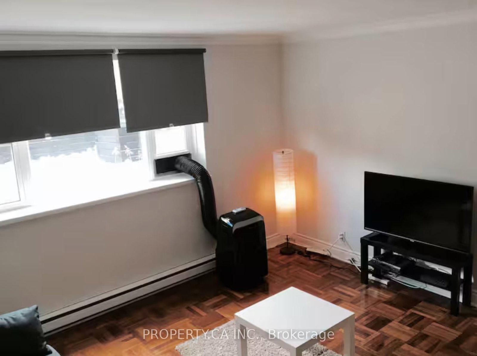882 Broadview Avenue - Photo 4