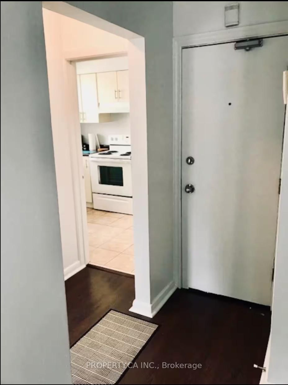882 Broadview Avenue - Photo 43