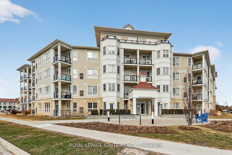 228 - 50 Lakebreeze Dr, Clarington, L1B 0V9 | Image 2