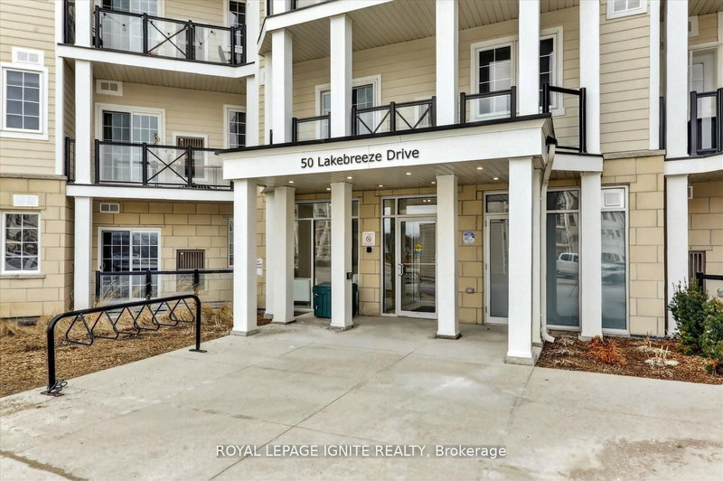 228 - 50 Lakebreeze Dr, Clarington, L1B 0V9 | Image 3