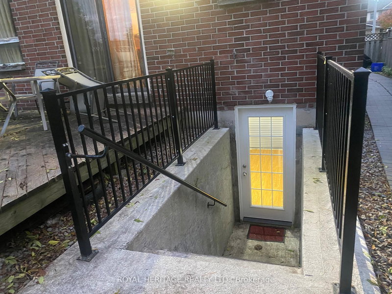 24 Reed Dr, Ajax, L1S 5S1 | Image 2