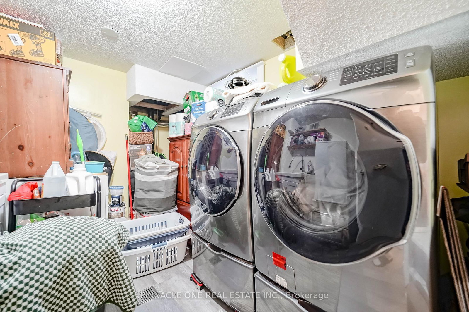 804 Byron Street S - Photo 27