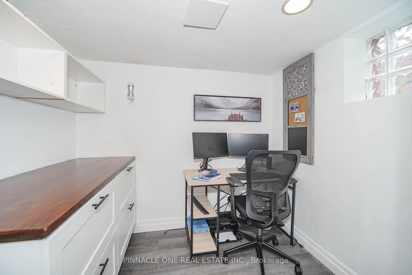 804 Byron Street S - Photo 36