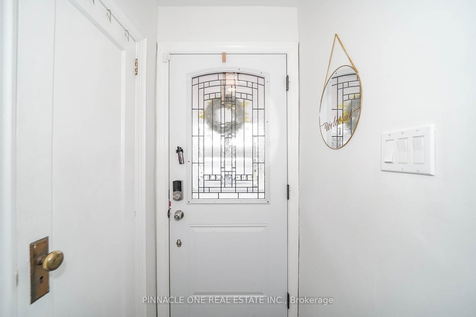 804 Byron Street S - Photo 7