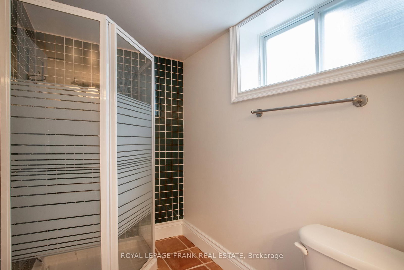 329 Mcdonald Street • Scugog, ON photo 43