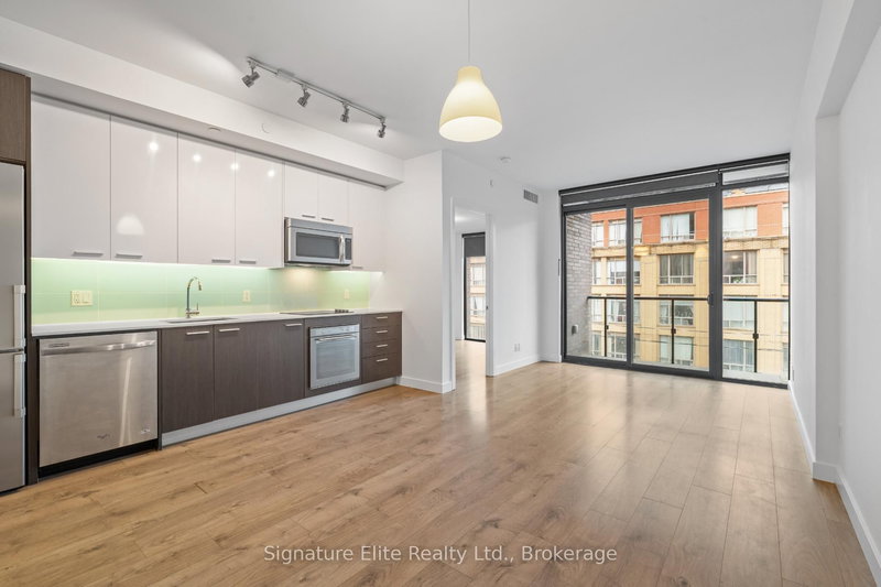 home for lease on 304-1075 Queen Street E